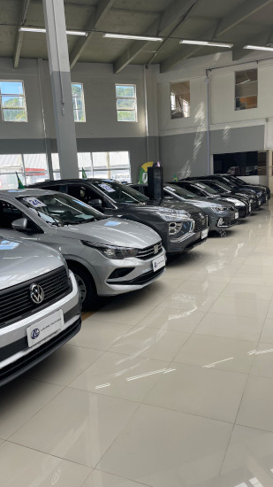 Laure Motors Auto Shopping 3